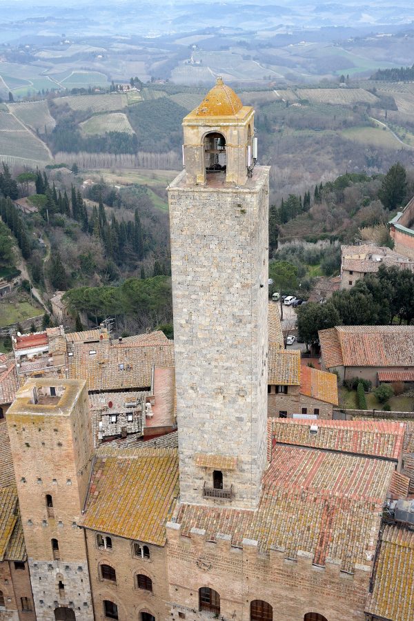 Ronyaoza Tower