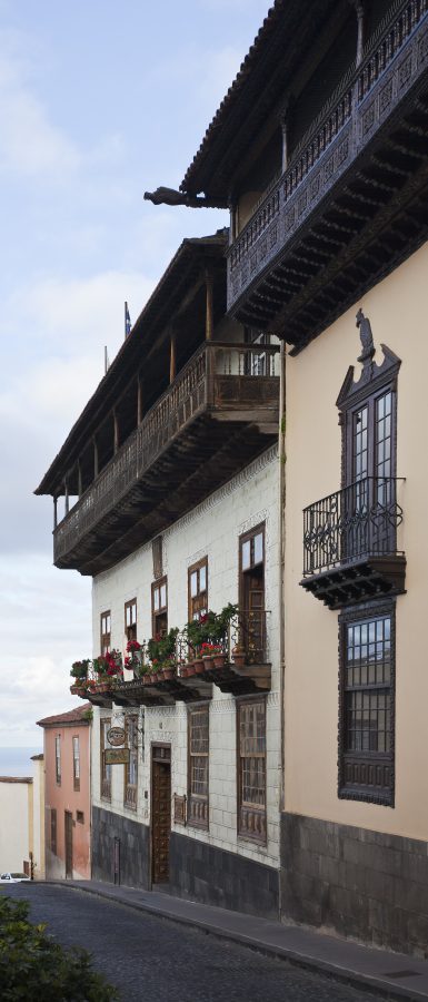 Дом Бальконес (Casa de los Balcones)