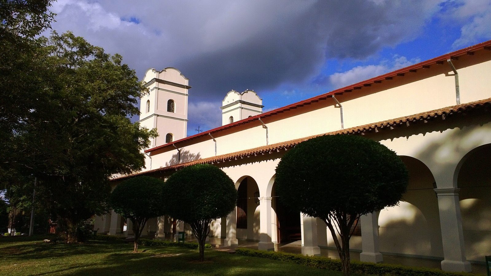Karapeguá Cathedral