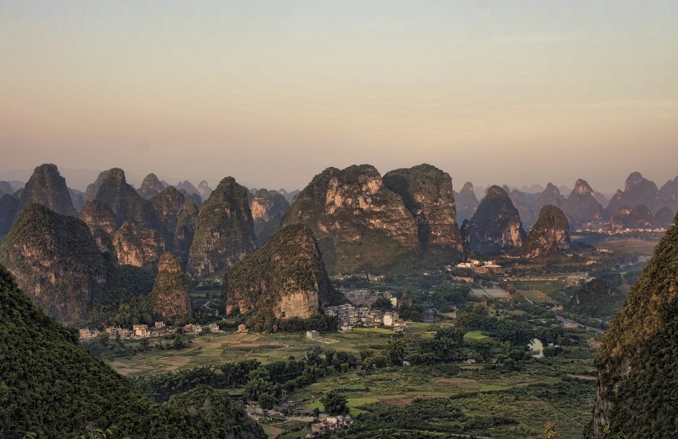 Лунная гора
