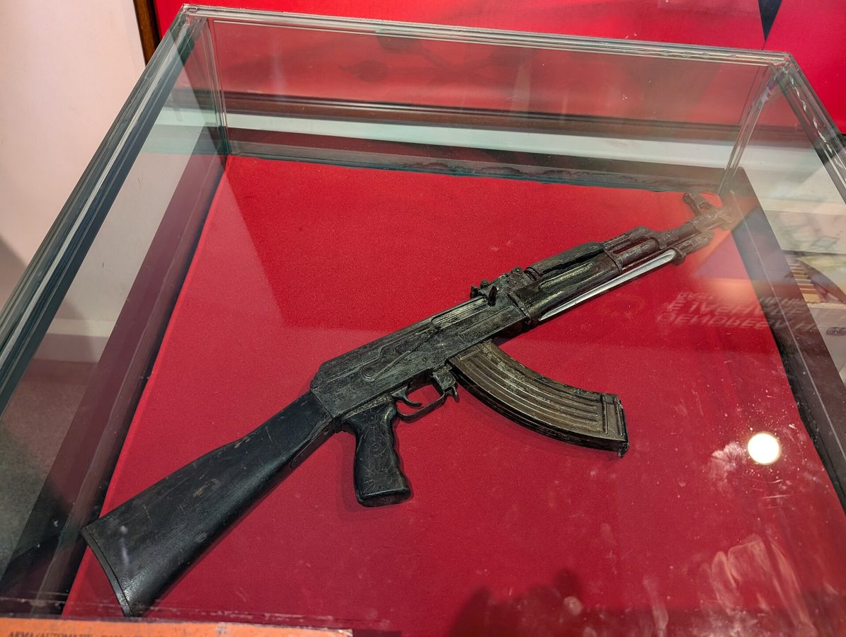 Мемориальный комплекс Адема Яшари