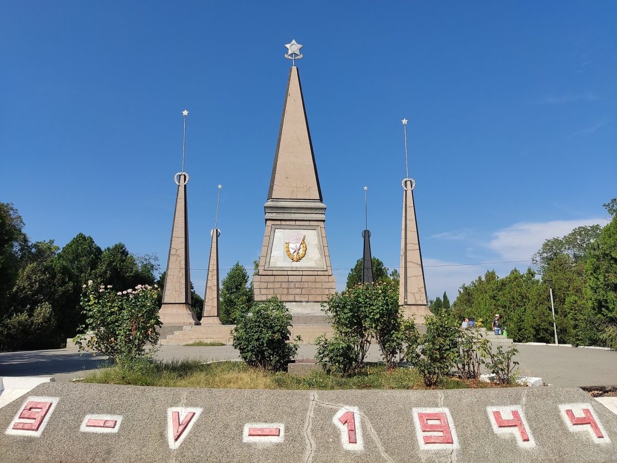 Памятник Славы воинов 2-й гвардейской армии
