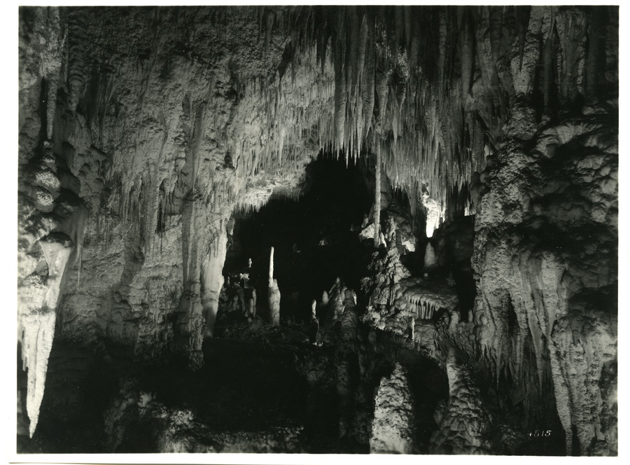 Aranuiv caves