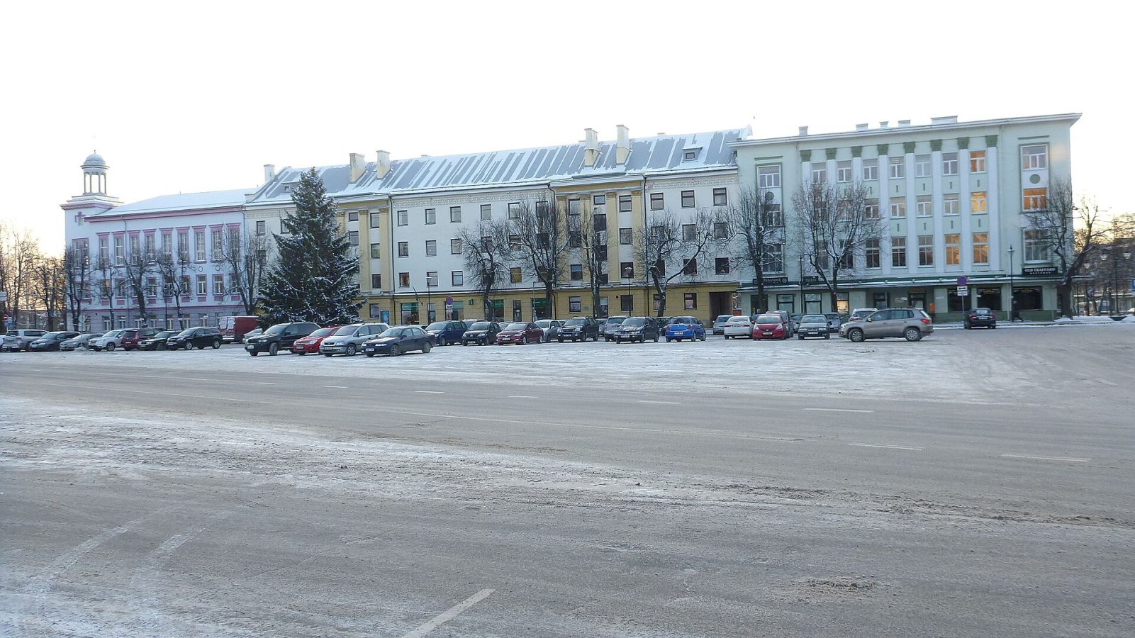 Петровская площадь
