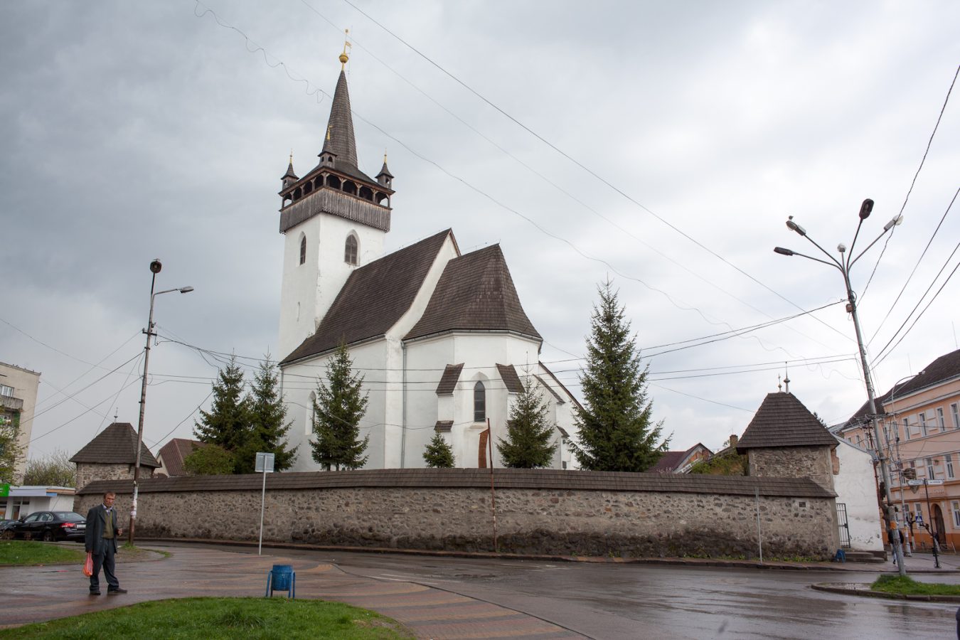 Площадь Мира