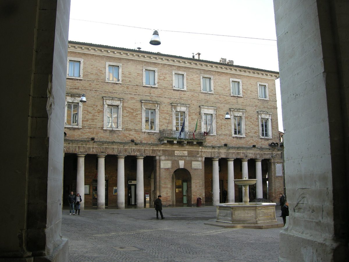 Republic Square (Piazza della Repubblica)