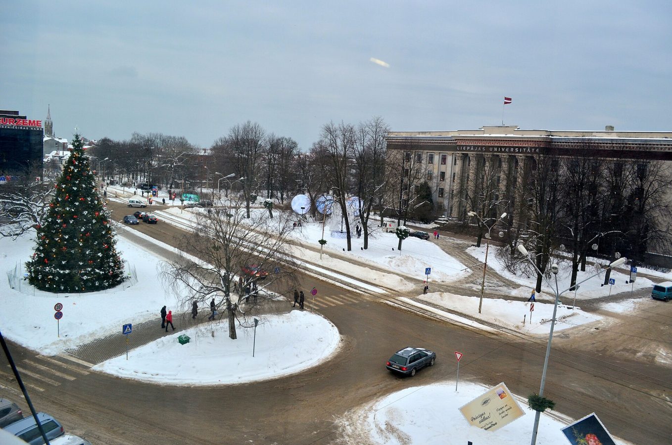 Площадь Роз