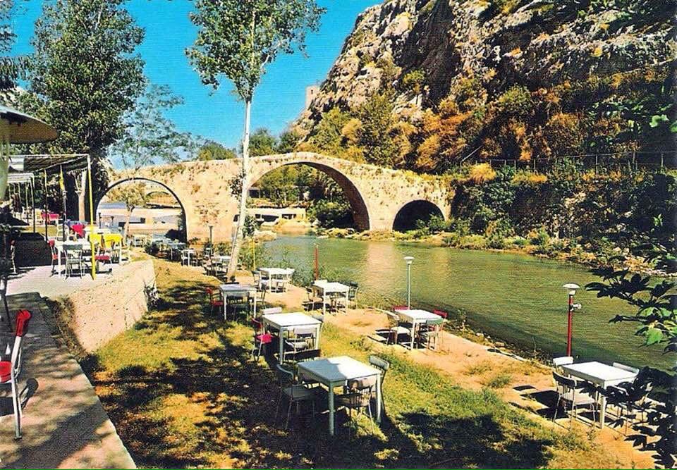 Nahr al-Kalb Gorge