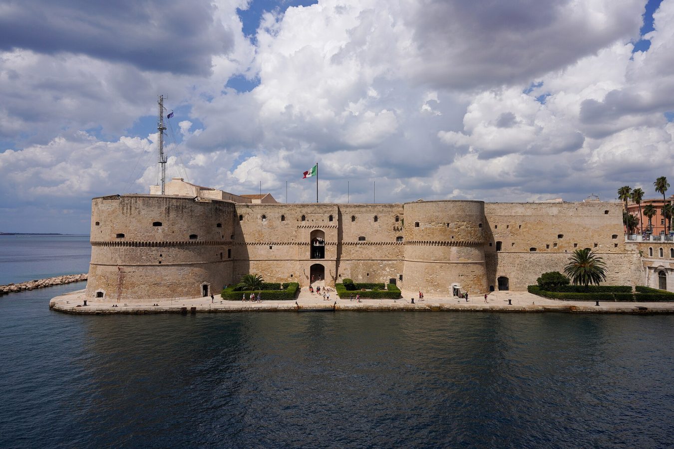 Aragonese Castle