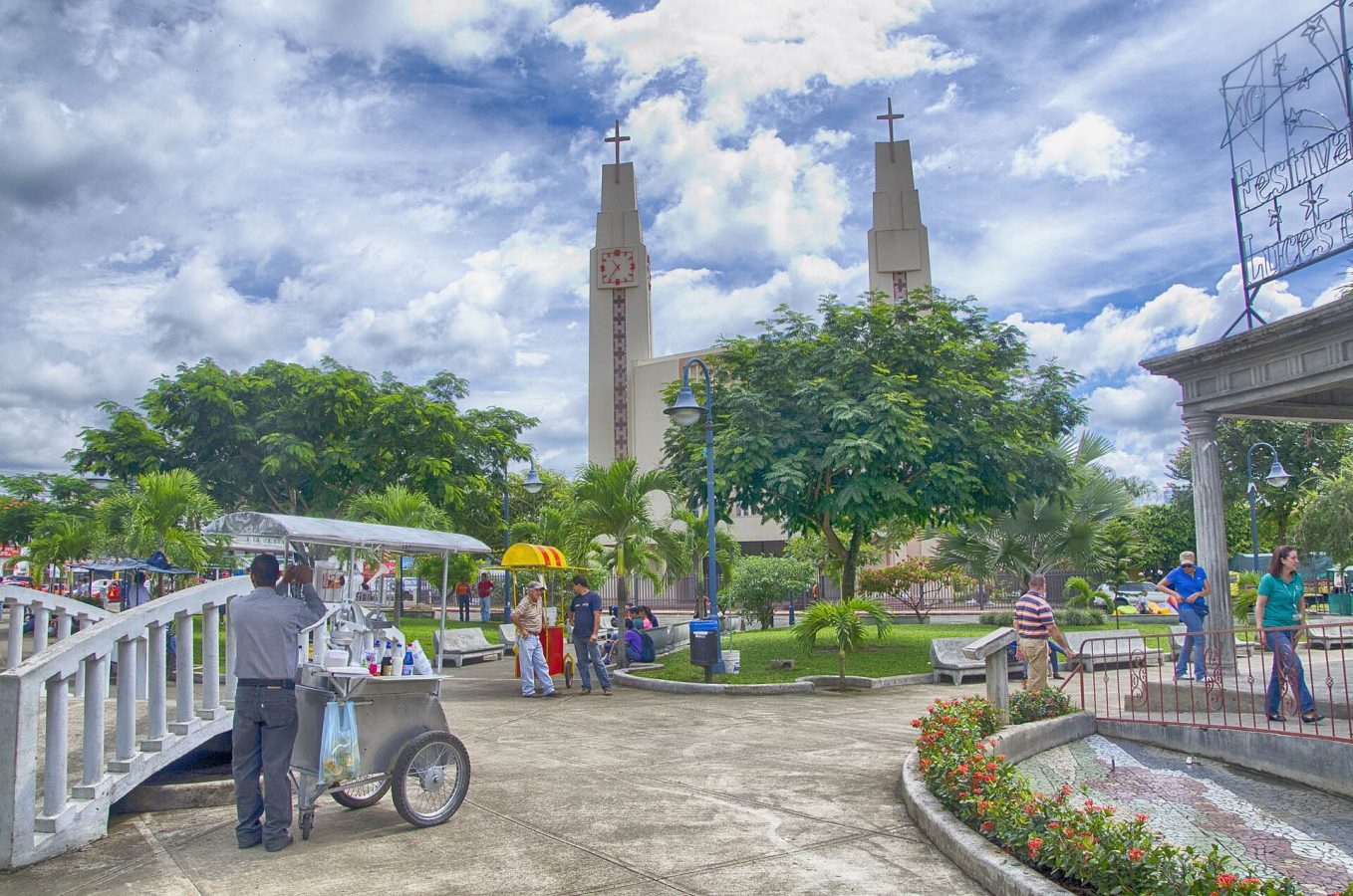 San Isidro de El General Municipal Building